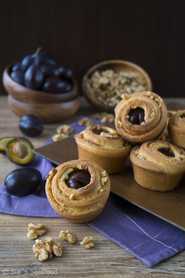 Rezeptbild: Pflaumen-Walnuss-Zimtschnecken 