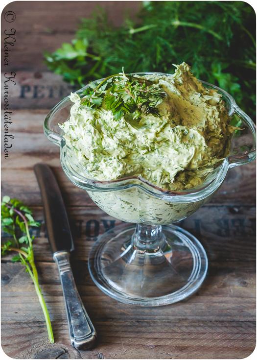 Rezeptbild: Kräuterbutter aus Grüne-Sauce-Kräuter