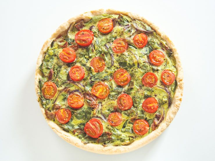 Rezeptbild: Bärlauch-Quiche mit Cocktailtomaten