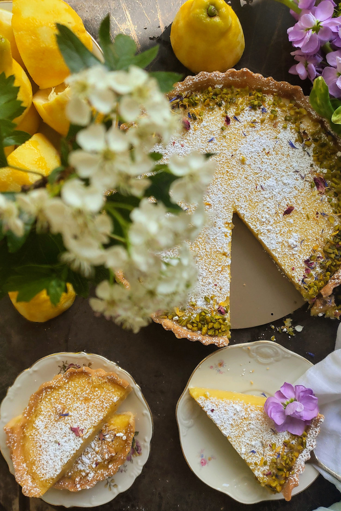 Rezeptbild: Zitronentarte – Wir holen den Sommer auf den Teller