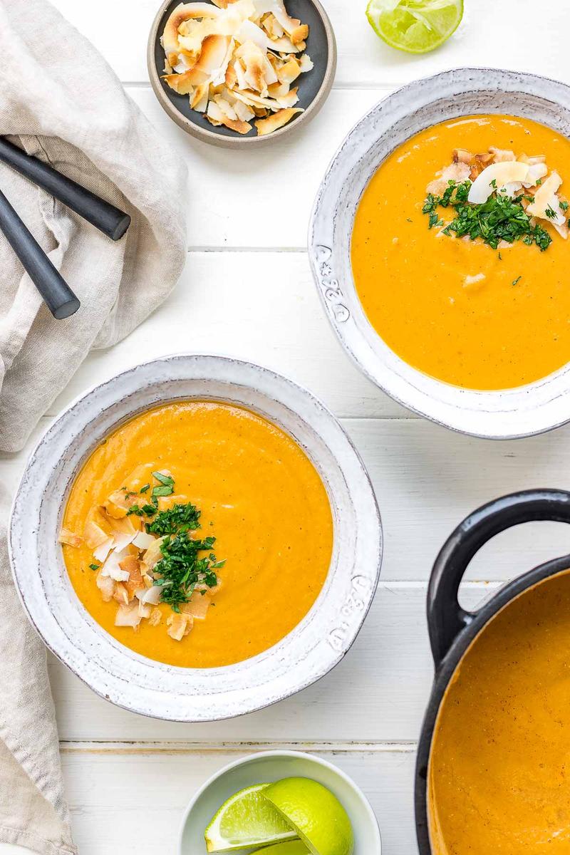 Rezeptbild: Curry-Kokos-Linsensuppe mit Süßkartoffel