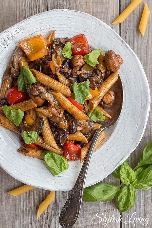 Rezeptbild: Antipasti Nudelsalat mit Balsamico