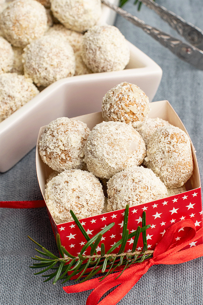 Rezeptbild: Baileys-Amarettini-Konfekt