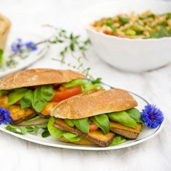 Rezeptbild: Baguette mit knusprigem Tofu