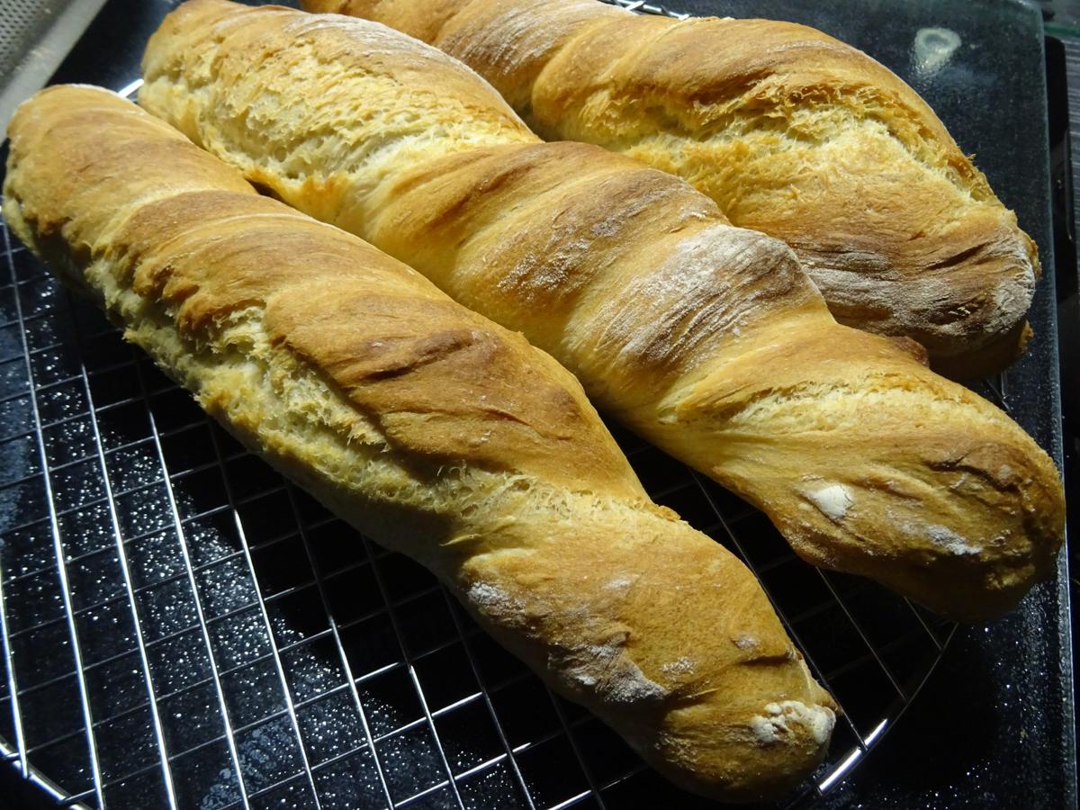 Rezeptbild: gedrehtes Baguette