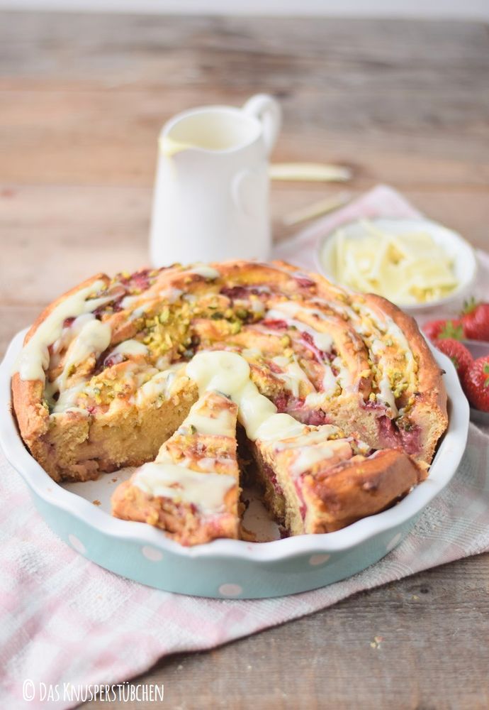 Rezeptbild: Erdbeer-Pudding-Pinwheel