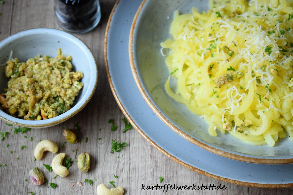 Rezeptbild: Kartoffelnudeln mit Pistazien-Kaffee-Pesto