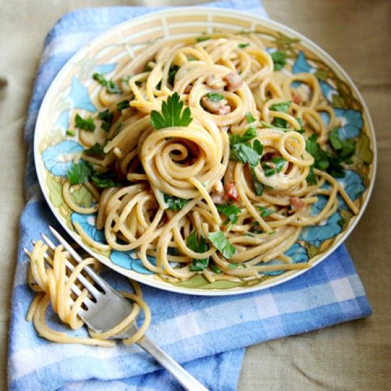 Rezeptbild: Spaghetti Carbonara mit Petersilie