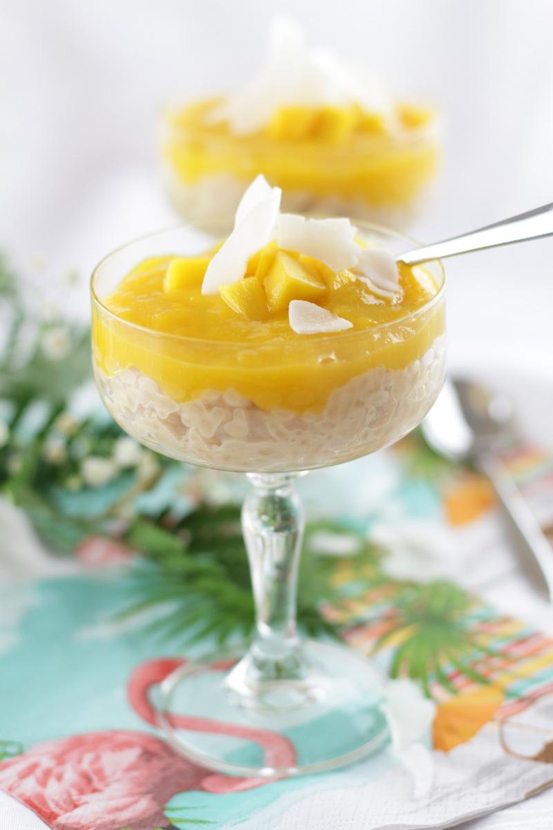 Rezeptbild: Sommerlicher Kokosmilchreis mit fruchtigem Mangotopping