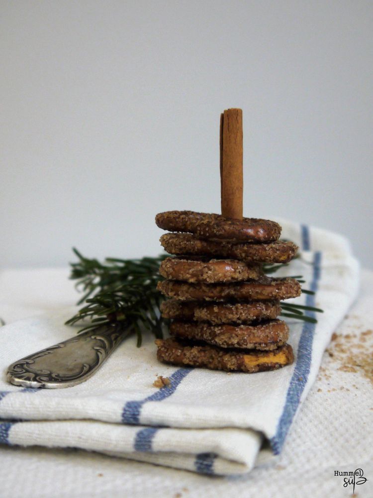 Rezeptbild: Süße Salzbrezn mit Zimt