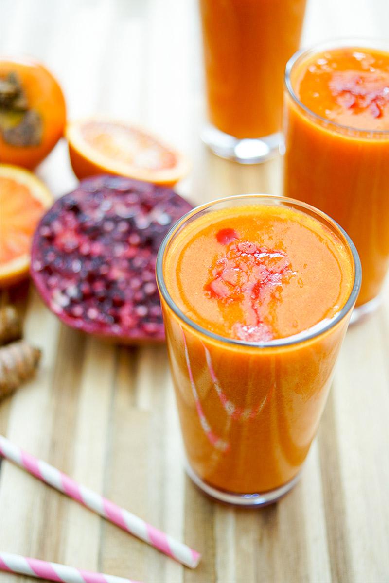 Rezeptbild: Super C Smoothie mit Kaki und Zitrusfrüchten