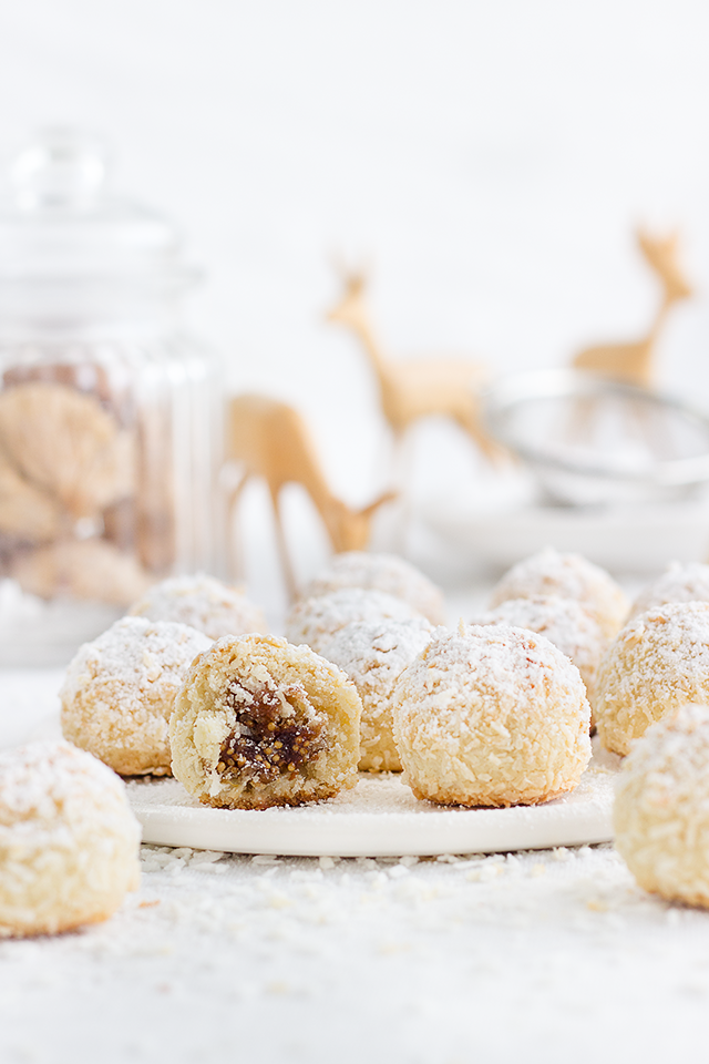 Rezeptbild: Gefüllte Kokos-Schneebälle