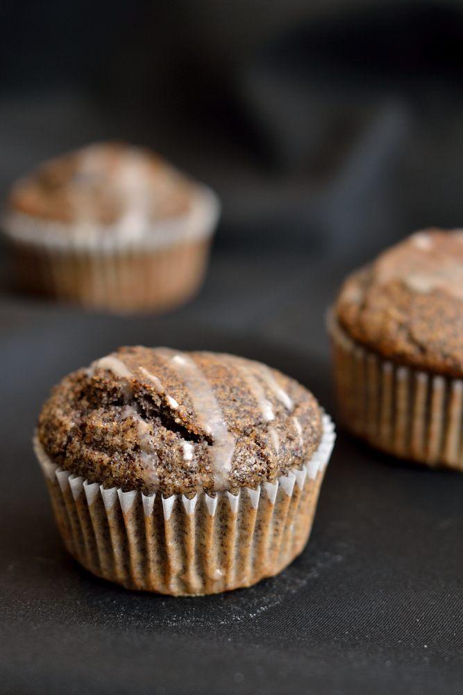 Rezeptbild: Zitronige Mohnmuffins mit extra viel Mohn