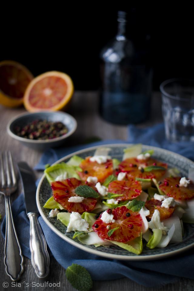 Rezeptbild: Chicorée-Salat mit Blutorangen und Mozzarella 