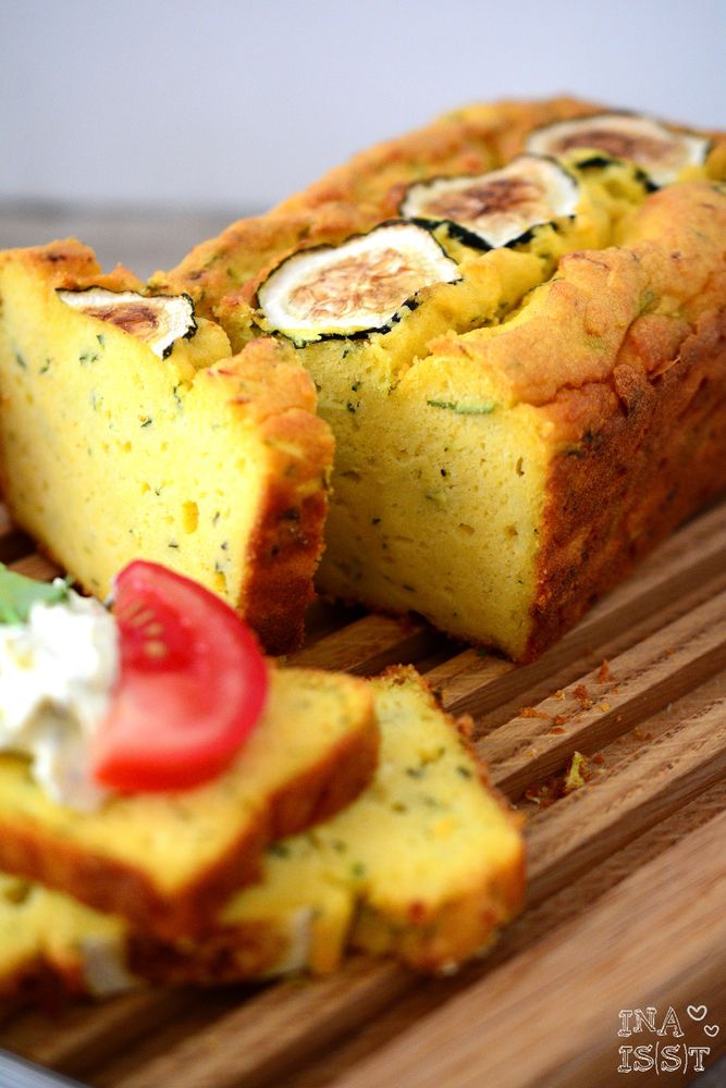 Rezeptbild: Zucchini-Maisbrot