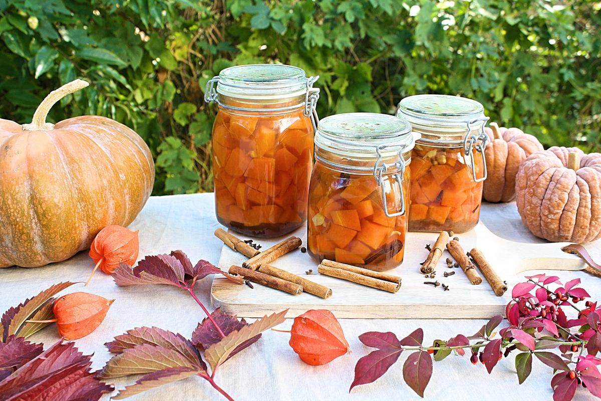 Rezeptbild: Süß-sauer eingelegter Kürbis