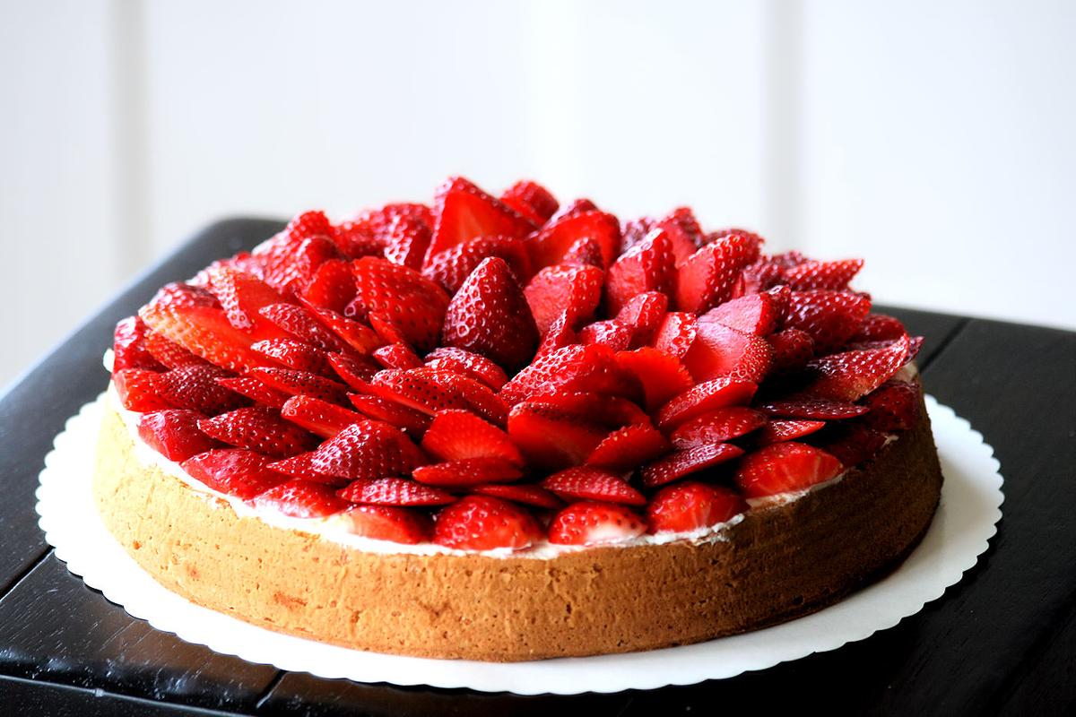 Rezeptbild: Einfacher Erdbeerkuchen