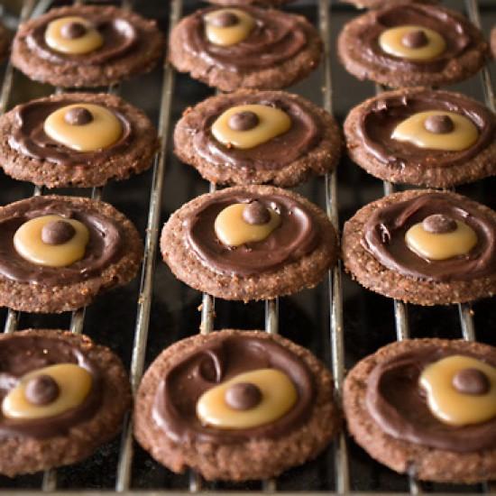 Rezeptbild: Schokokekse mit Karamell