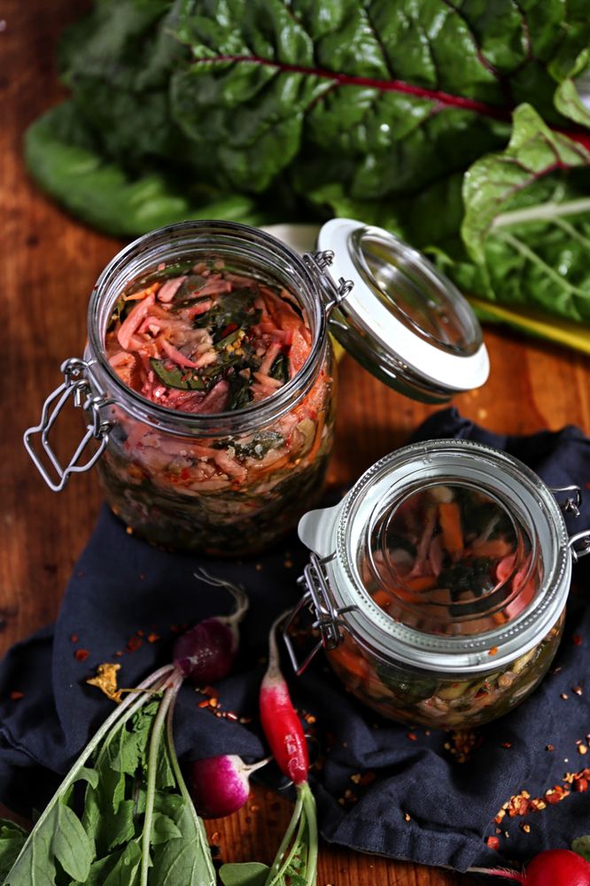 Rezeptbild: FERMENTIEREN: MANGOLD-KIMCHI