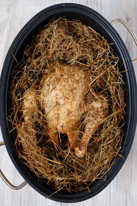 Rezeptbild: Huhn im Heubett