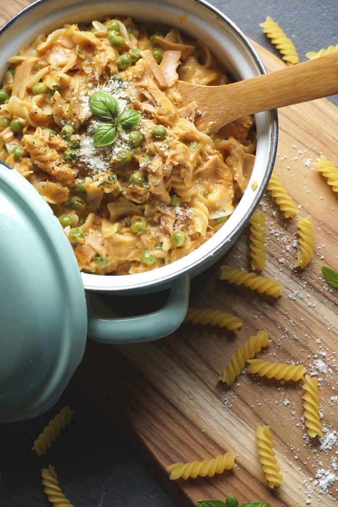 Rezeptbild: One-Pot-Pasta in Thunfisch-Käsesauce
