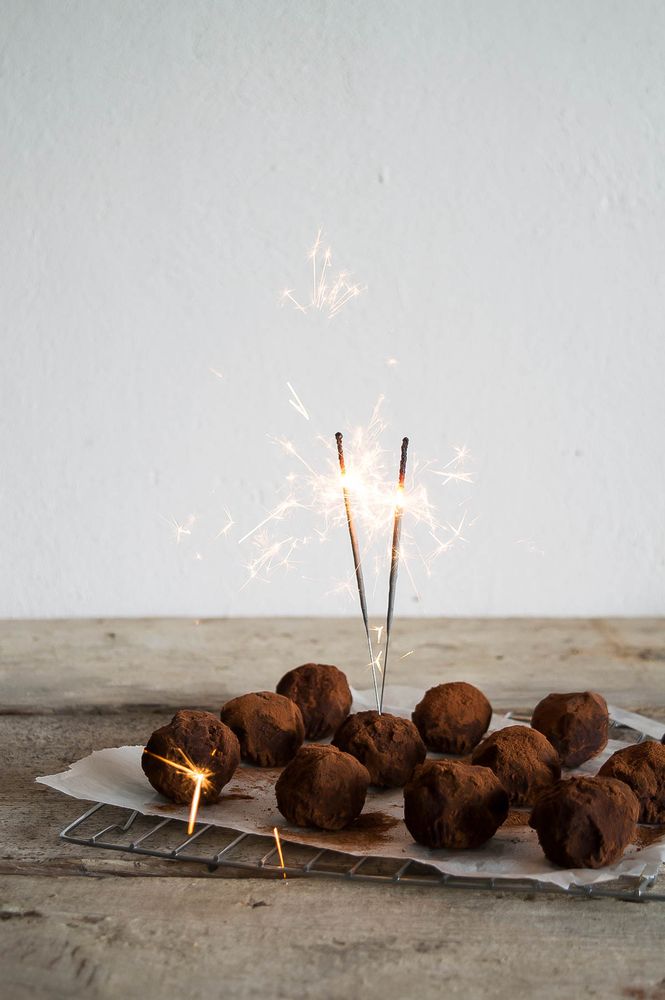 Rezeptbild: Orangen Pralinen mit alkoholischem Silvesterkracher 