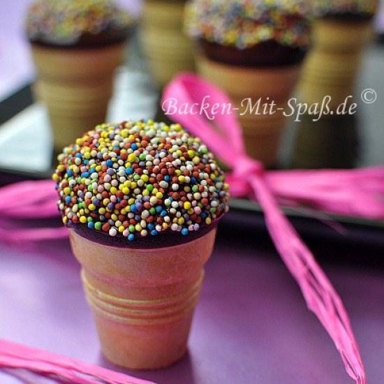 Rezeptbild: Muffins im Waffelbecher