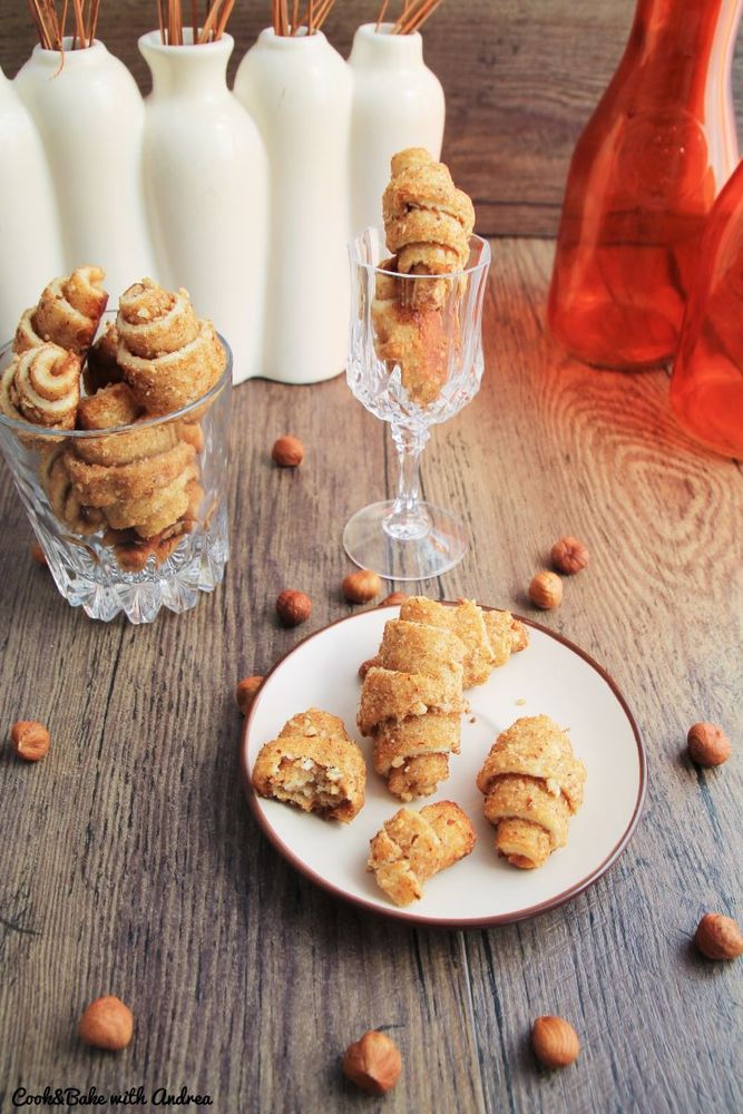 Rezeptbild: Nusshörnchen mit Zimt