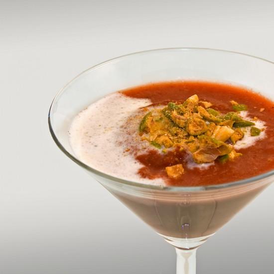 Rezeptbild: Rote-Bete-Suppe mit Wasabischaum