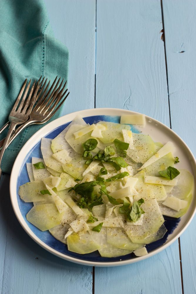 Rezeptbild: Kohlrabi-Carpaccio mit Schafskäse-Pecorino