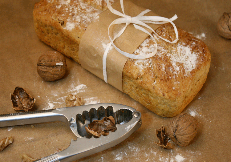 Rezeptbild: Kartoffelbrot mit Walnüssen