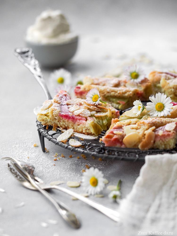 Rezeptbild: Rhabarber-Tarte vom Blech