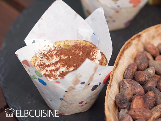 Rezeptbild: Tiramisu-Cupcakes beim 5. Blogstammtisch im Kölln Haferland // Anzeige