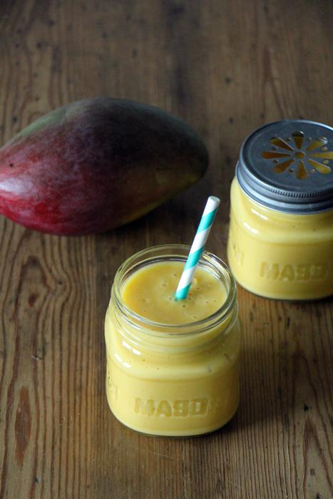 Rezeptbild: Mango Mandel Smoothie