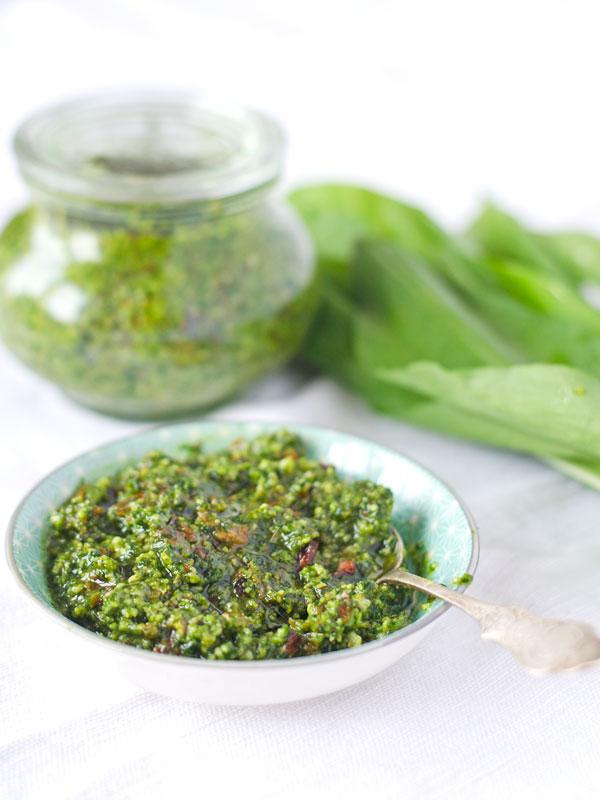 Rezeptbild: Bärlauchpesto mit Mandeln