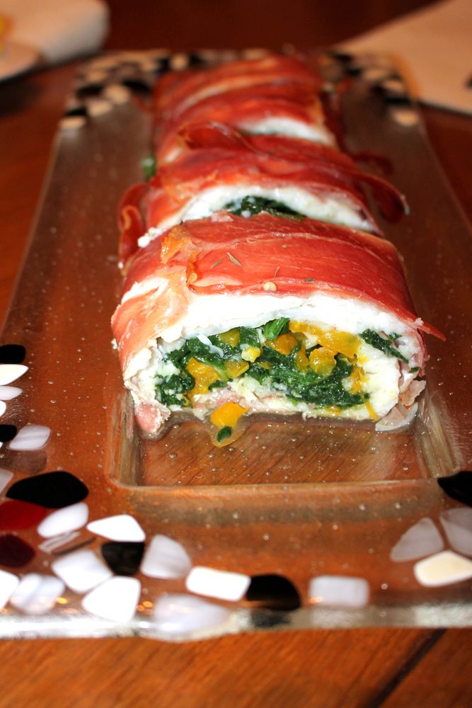 Rezeptbild: Fischroulade mit Spinat und Peperoni