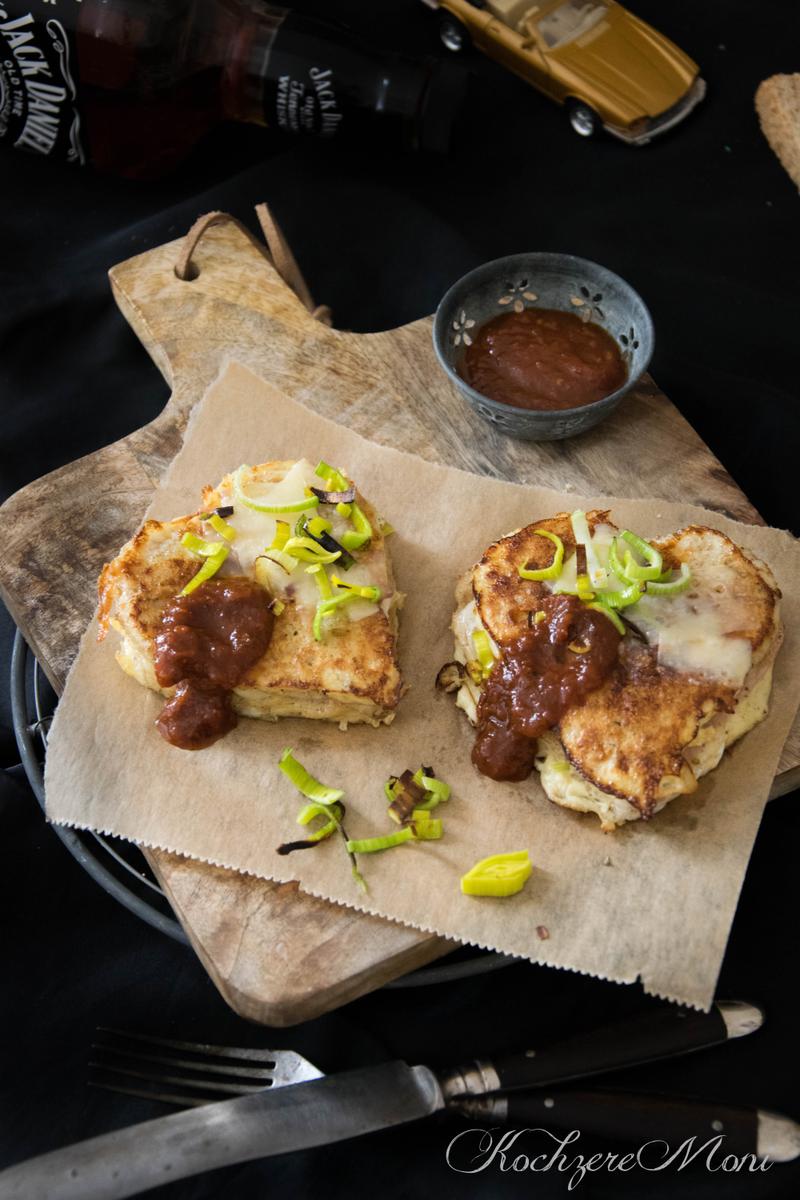 Rezeptbild: French Toast mit Honigschinken, Bergkäse und Jacky Cola BBQ Soße