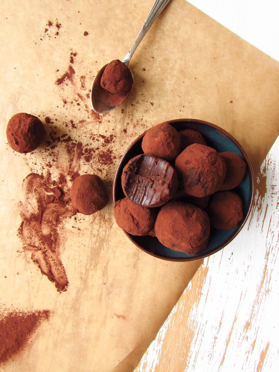 Rezeptbild: Zarte Pumpernickel Trüffelpralinen