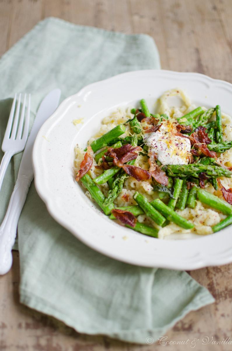 Rezeptbild: Spätzle-Spargel-Salat mit knusprigem Parmaschinken