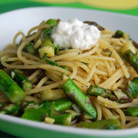 Rezeptbild: Spaghetti mit Spargel und Zucchini