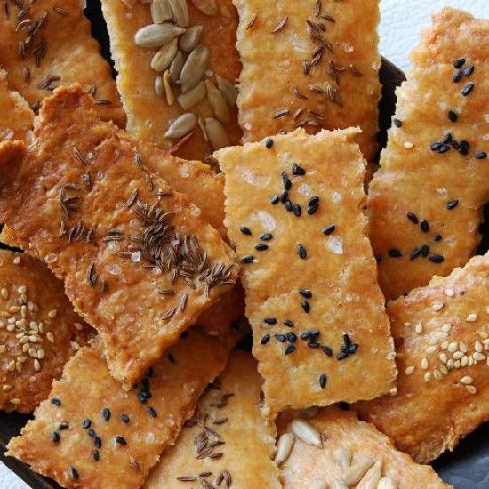 Rezeptbild: Kernige Knusper-Cracker