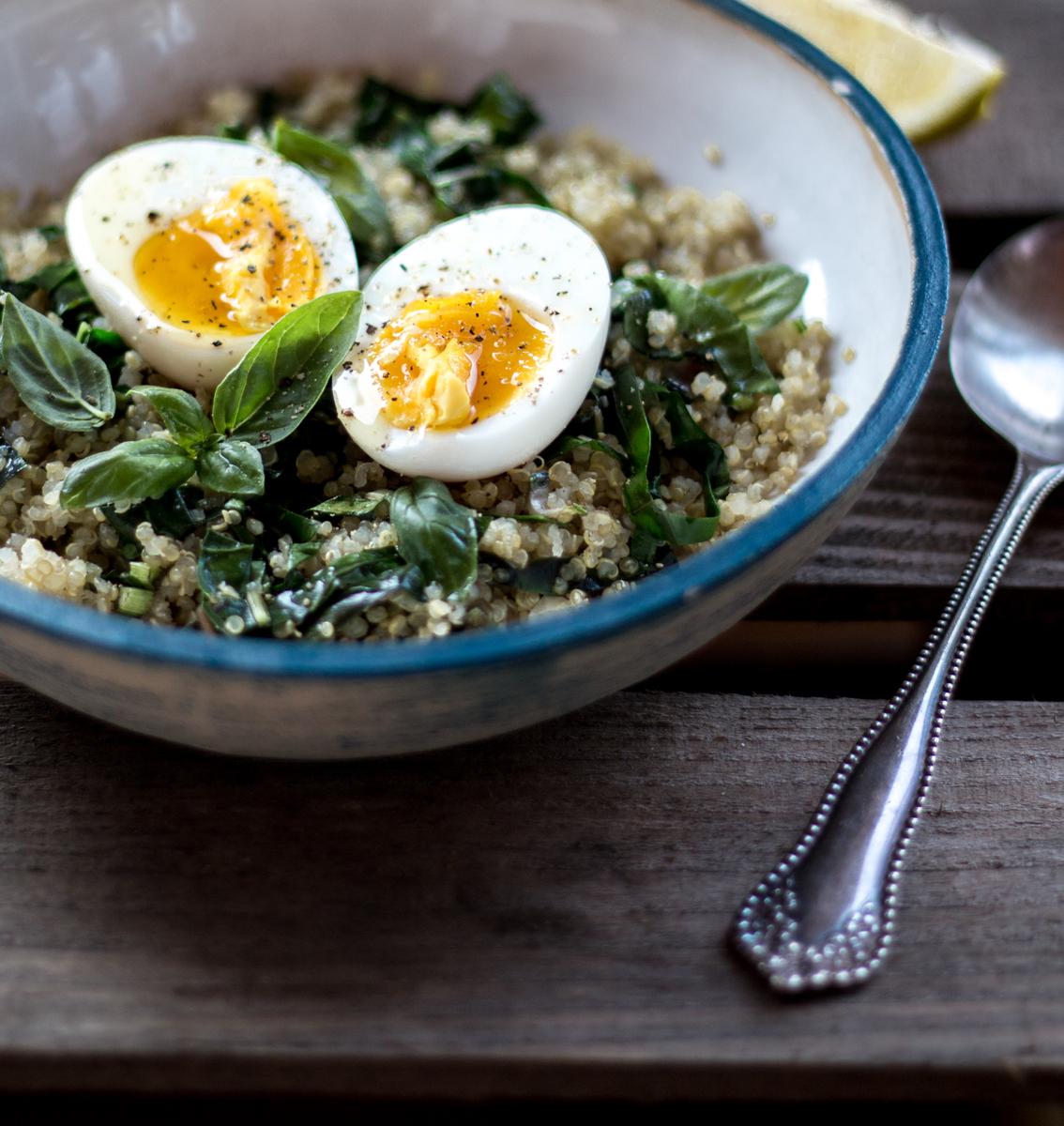 Rezeptbild: Mangold & Quinoa Bowl