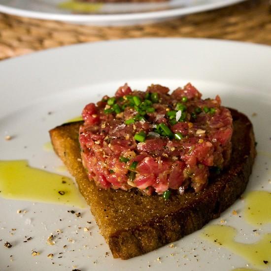 Rezeptbild: Crostini mit Tatar