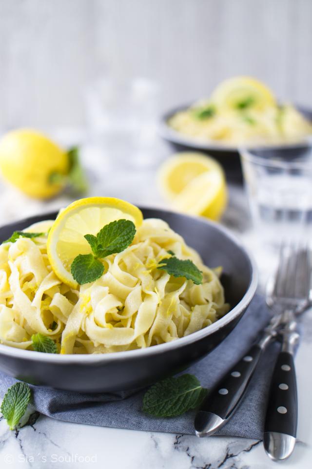 Rezeptbild: Zitronen-Tagliatelle mit Zitronensauce 