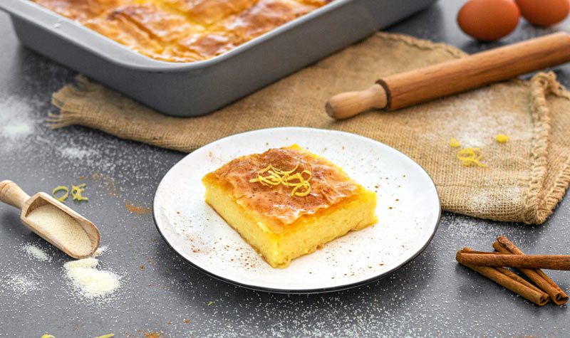 Rezeptbild: Griechisches Galaktoboureko (Grießkuchen mit Filoteig)
