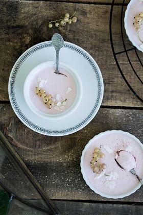 Rezeptbild: Rote Johannisbeer Panna Cotta