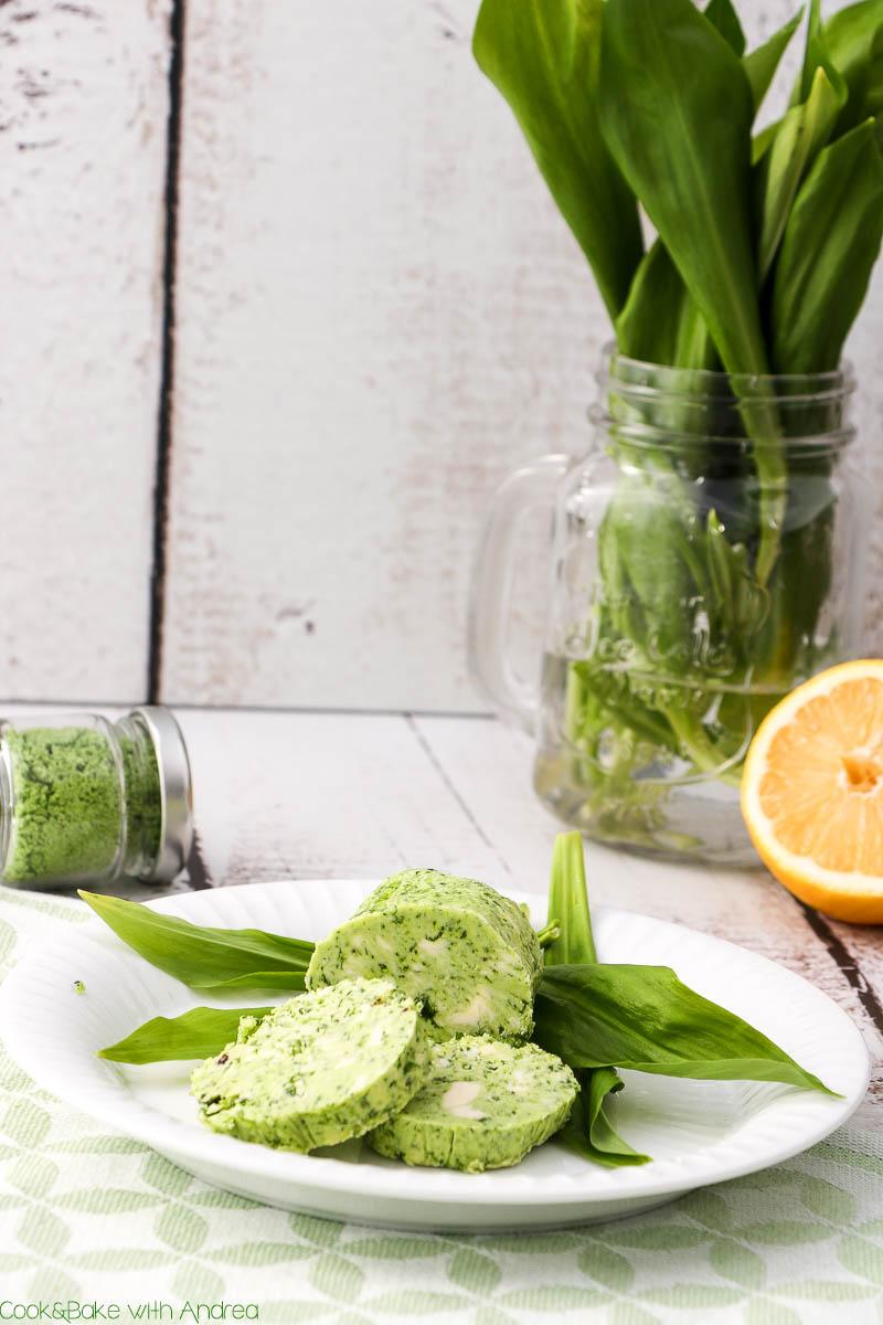 Rezeptbild: Bärlauchsalz und Bärlauchbutter selber machen