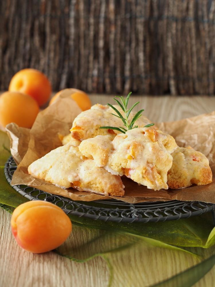 Rezeptbild: Aprikosen-Rosmarin-Scones