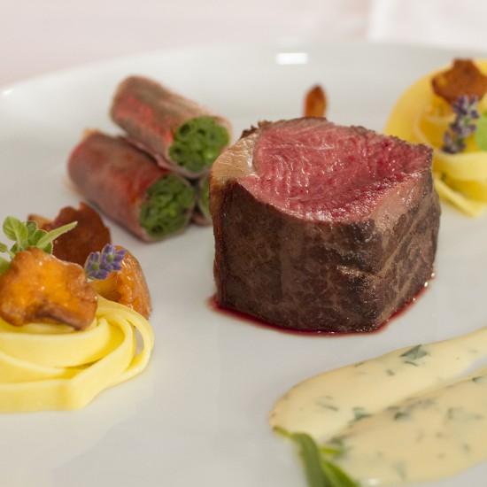 Rezeptbild: Rumpsteak rückwärts mit Sauce Bearnaise