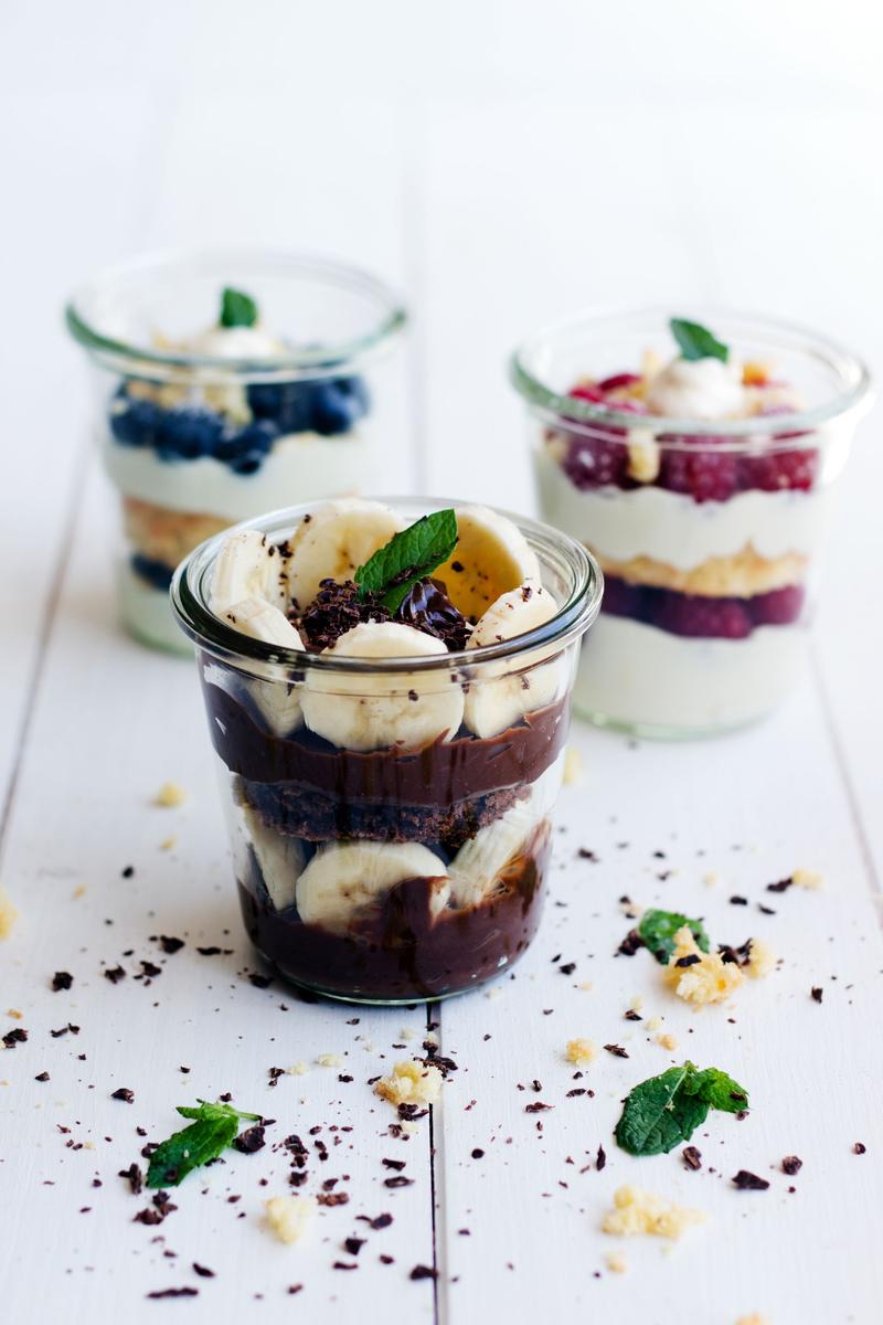 Rezeptbild: Bananasplit-Cake im Glas